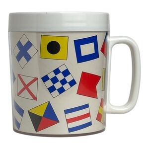 Vintage Royal Crest World Flags Plastic Mug 90s Political Flags Coffee Tea Cup